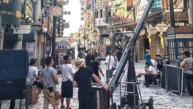 全面失控:跌落神坛的美式潮牌